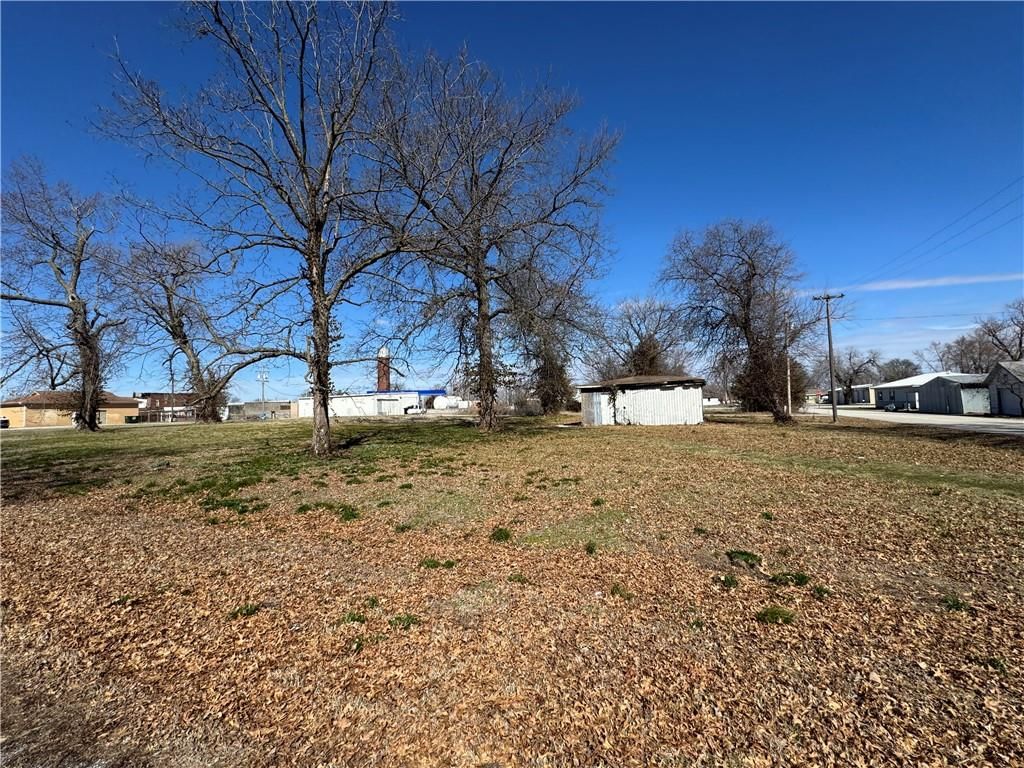 205 E Pine Street — photo 3