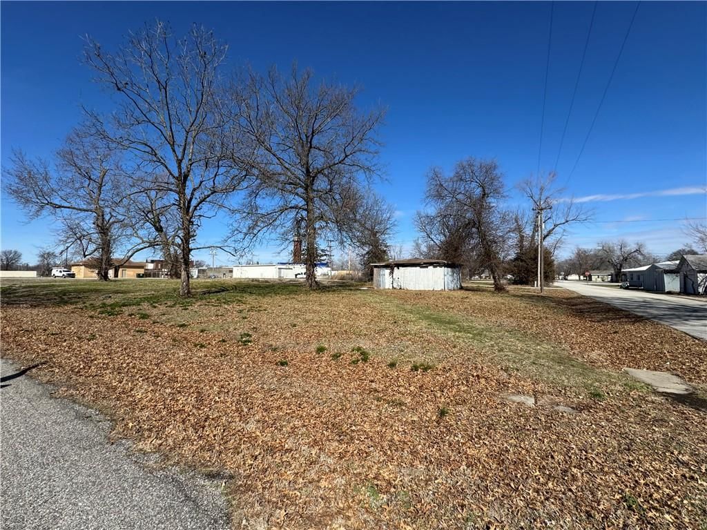 205 E Pine Street — photo 4