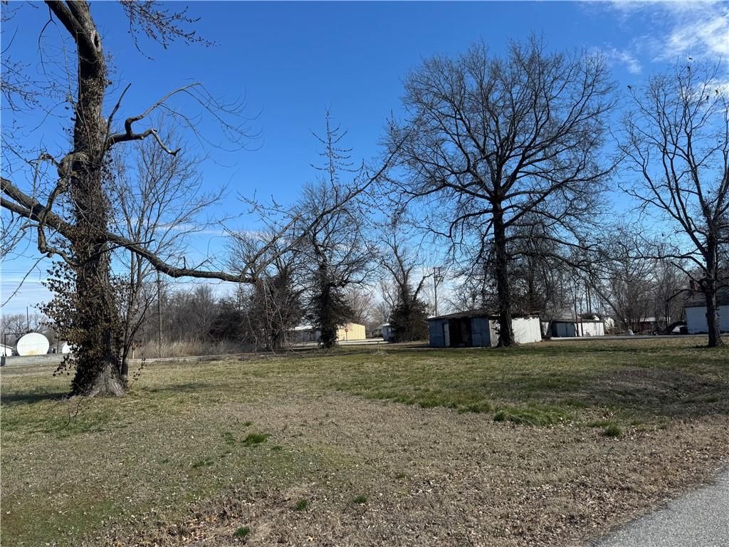 205 E Pine Street — photo 7
