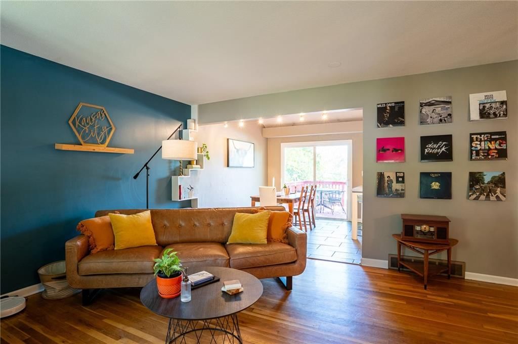 10634 College Avenue — photo 3
