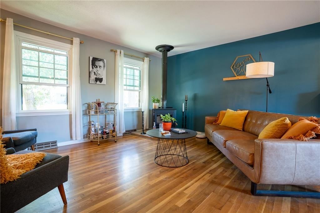 10634 College Avenue — photo 4