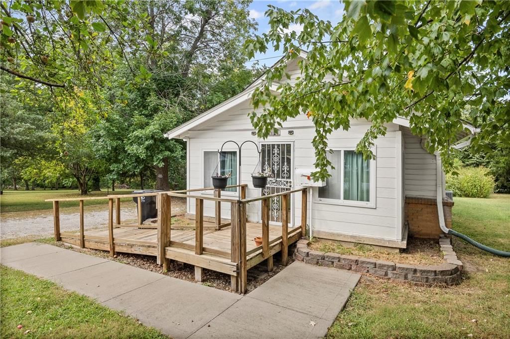 1040 Stone Street — photo 2