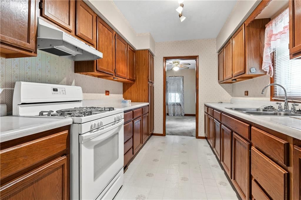 1040 Stone Street — photo 13