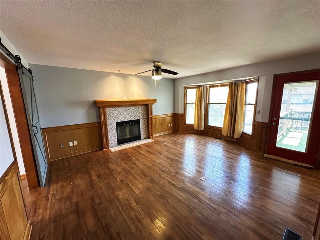 1152 SW Pacific Circle — photo 2