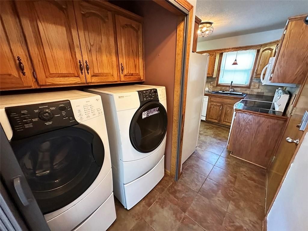 1152 SW Pacific Circle — photo 17
