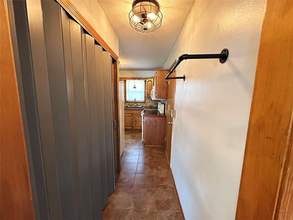 1152 SW Pacific Circle — photo 21