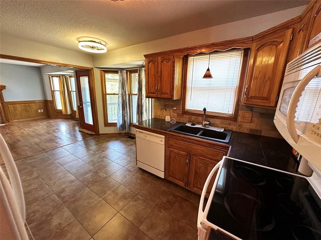 1152 SW Pacific Circle — photo 22