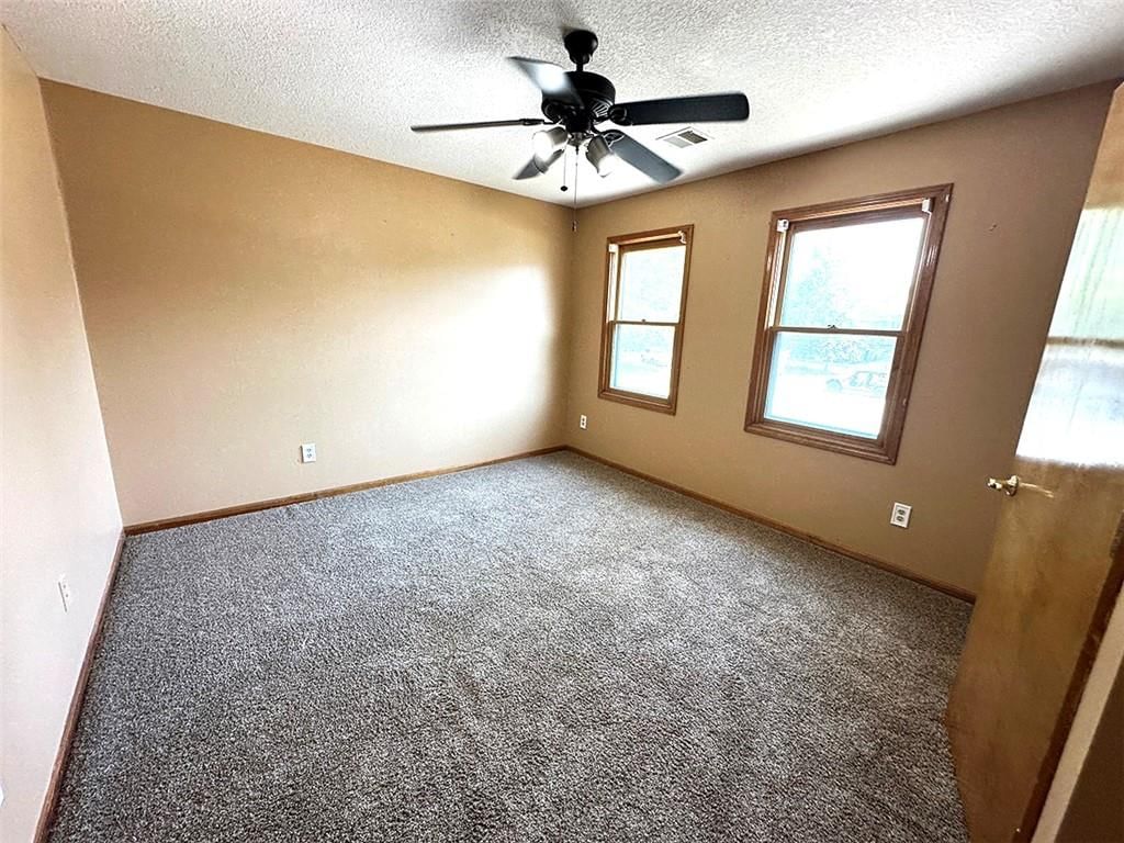 1152 SW Pacific Circle — photo 40