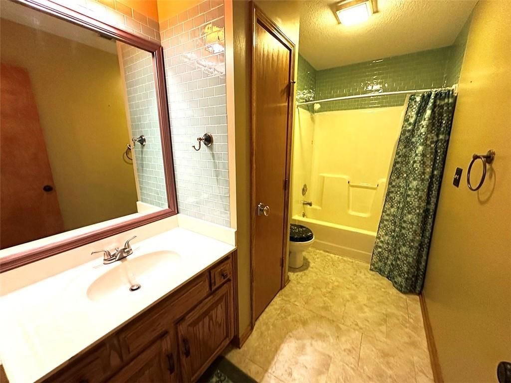 1152 SW Pacific Circle — photo 42
