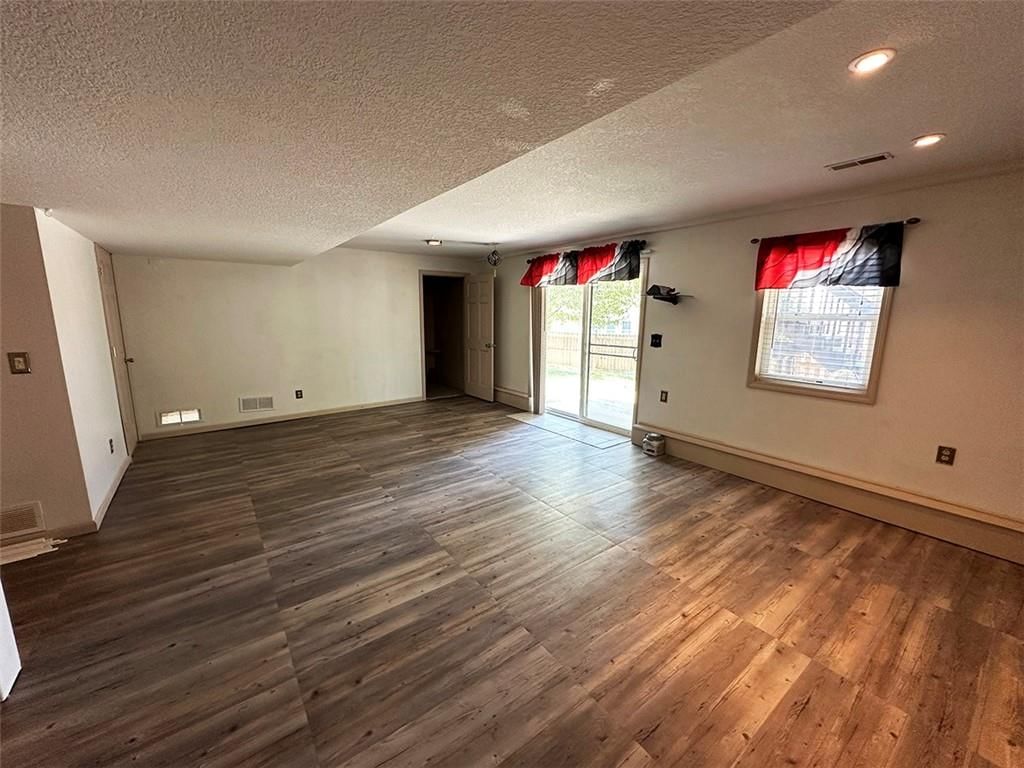 1152 SW Pacific Circle — photo 50