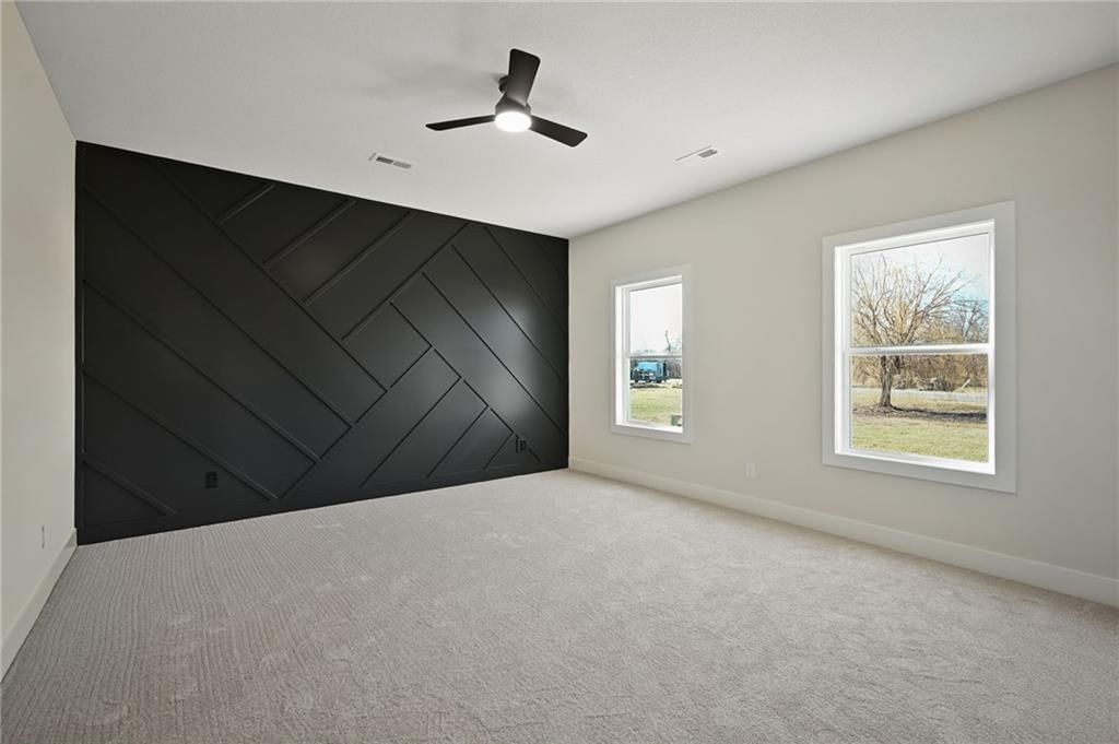 704 Colony Avenue — photo 11