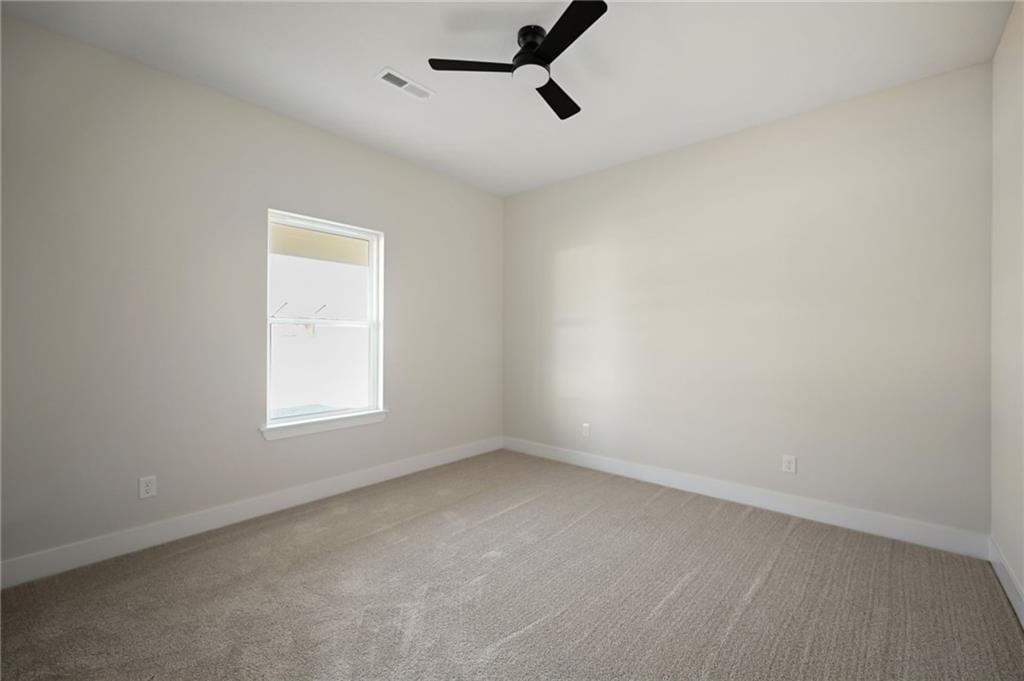 704 Colony Avenue — photo 15