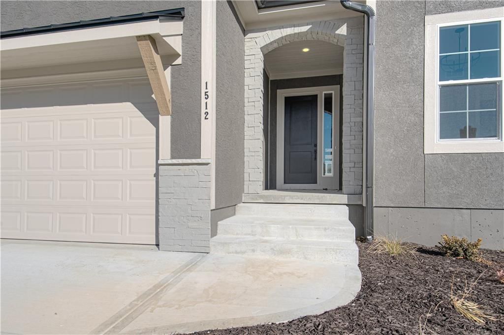 1512 SW Arborpark Terrace — photo 2