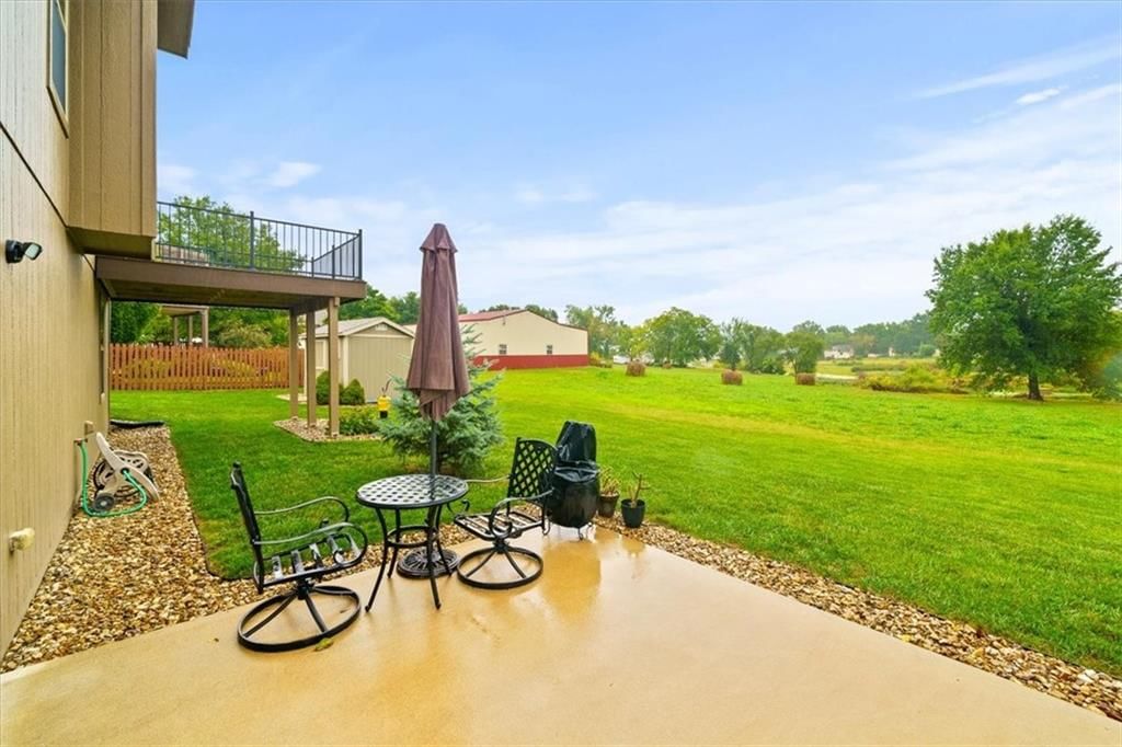 Photo 31 of 34 - 5029 Woodstock Court