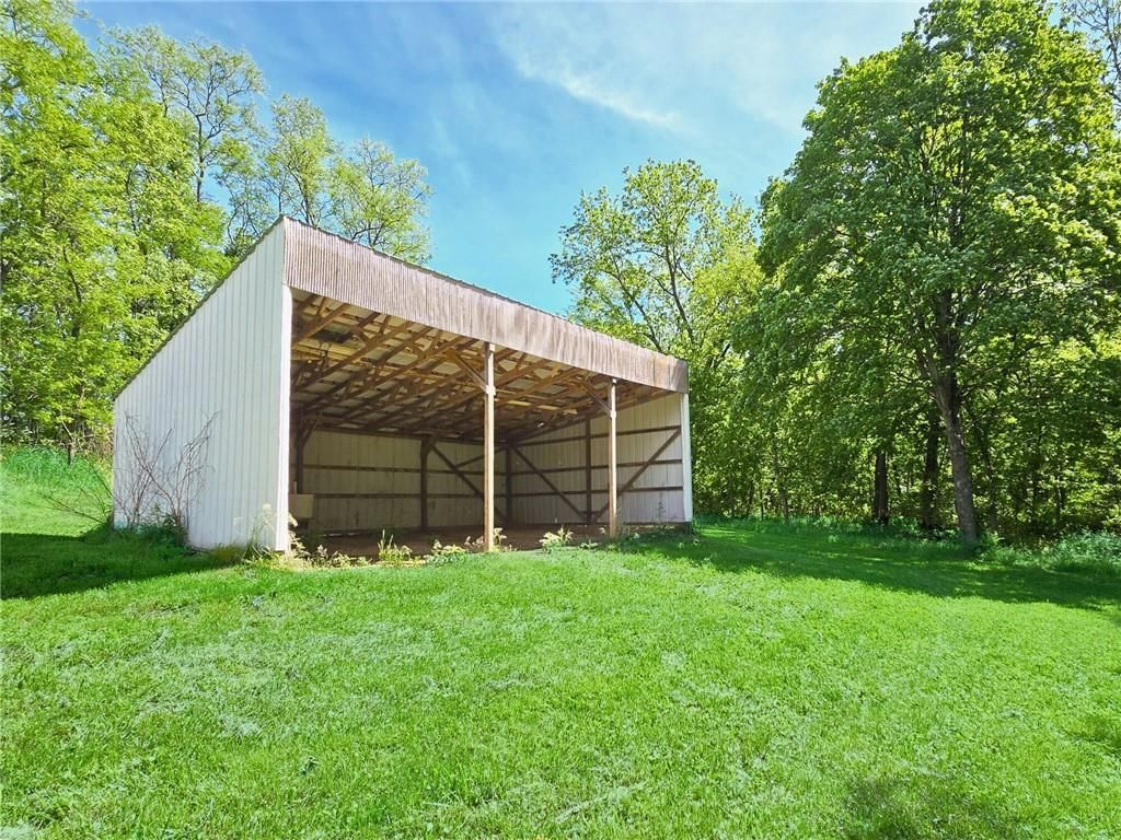 Photo 5 of 6 - 2101 Hillview Road