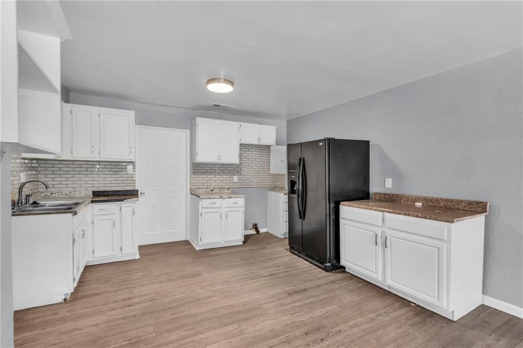 3610 Norton Avenue — photo 5