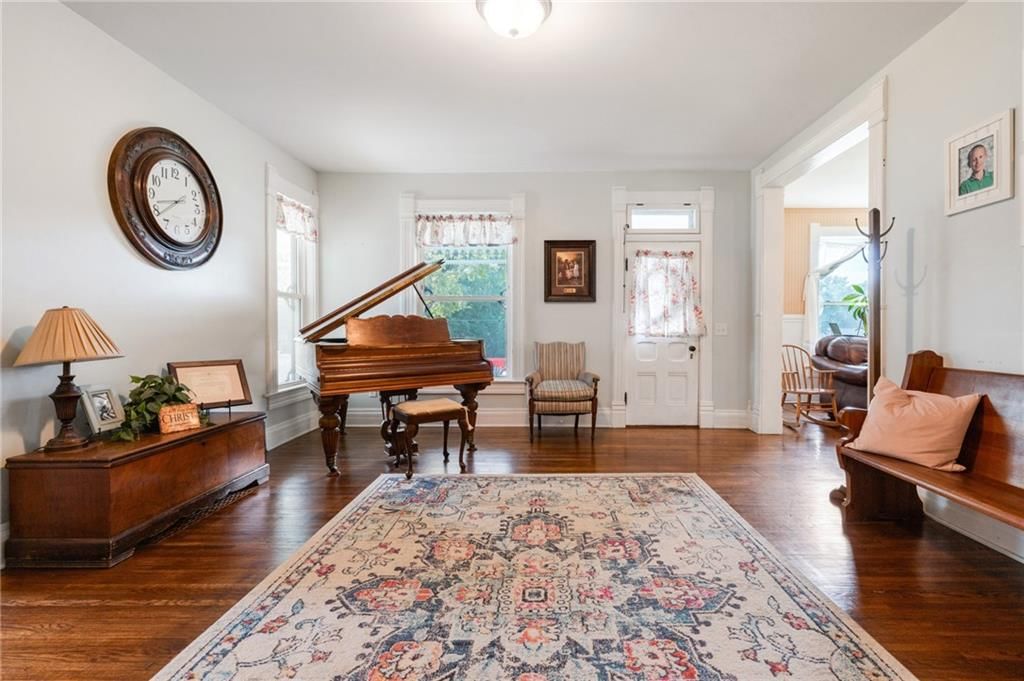110 W Elm Street — photo 12