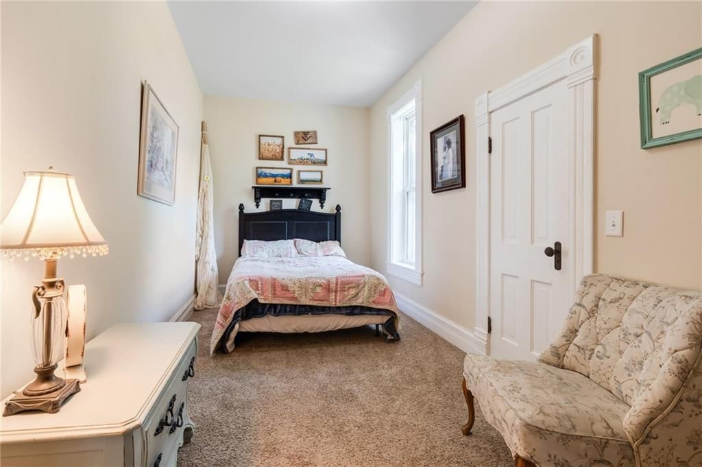 110 W Elm Street — photo 30
