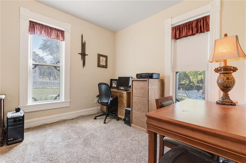 110 W Elm Street — photo 32
