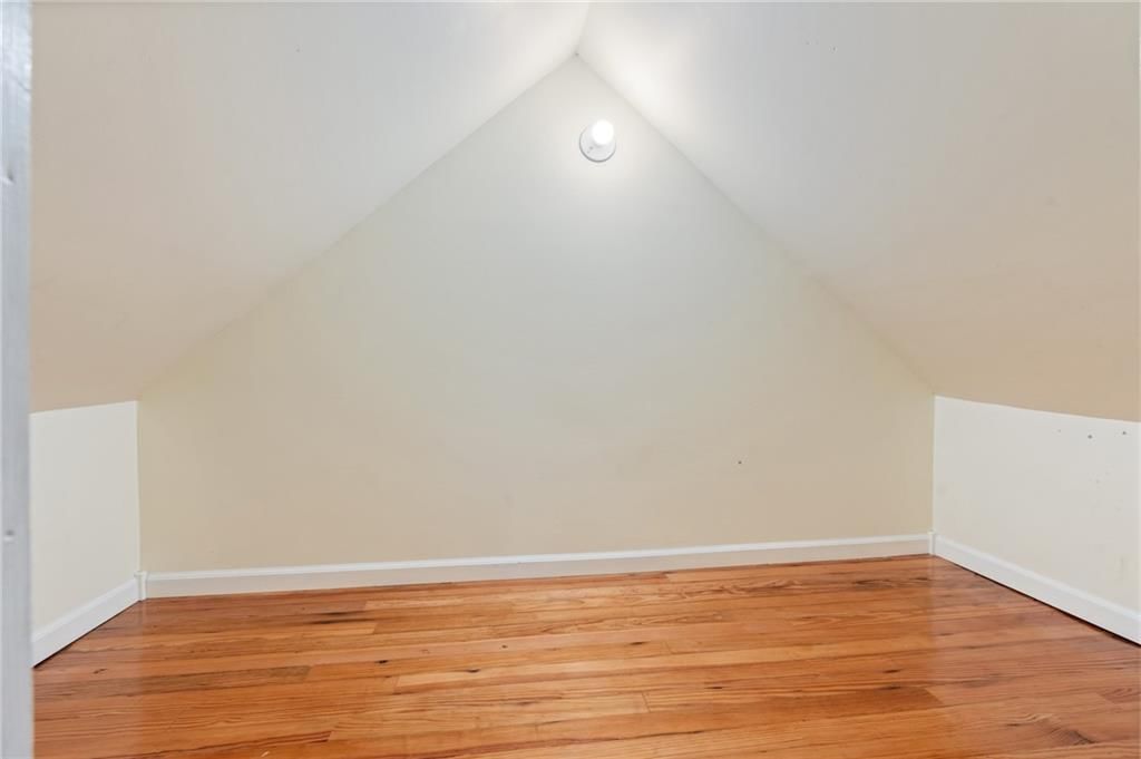 110 W Elm Street — photo 46