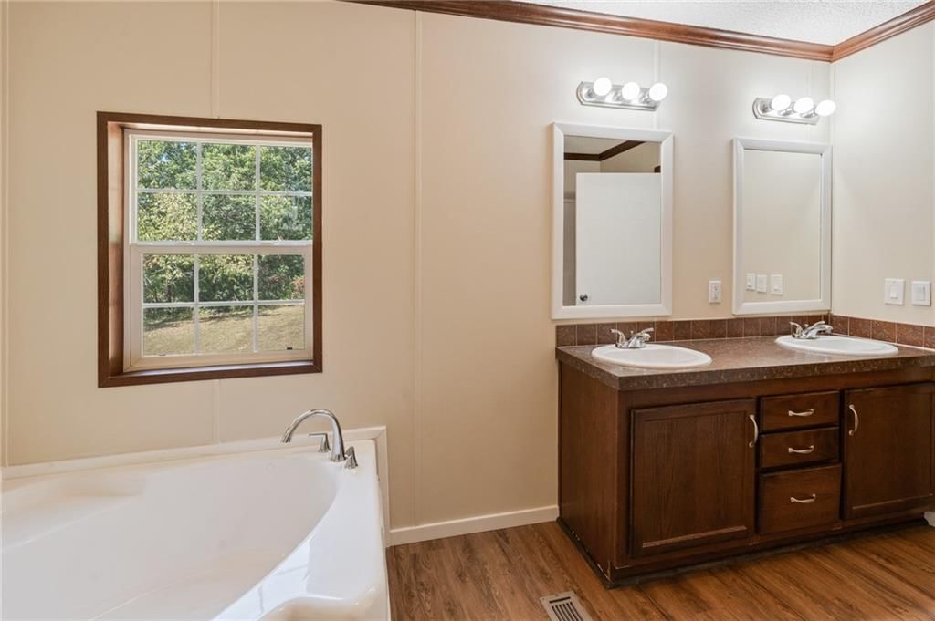 3381 NE Gospel Lane — photo 31