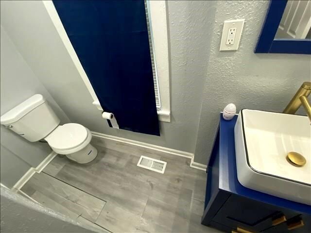 4220 E 43RD Street — photo 7