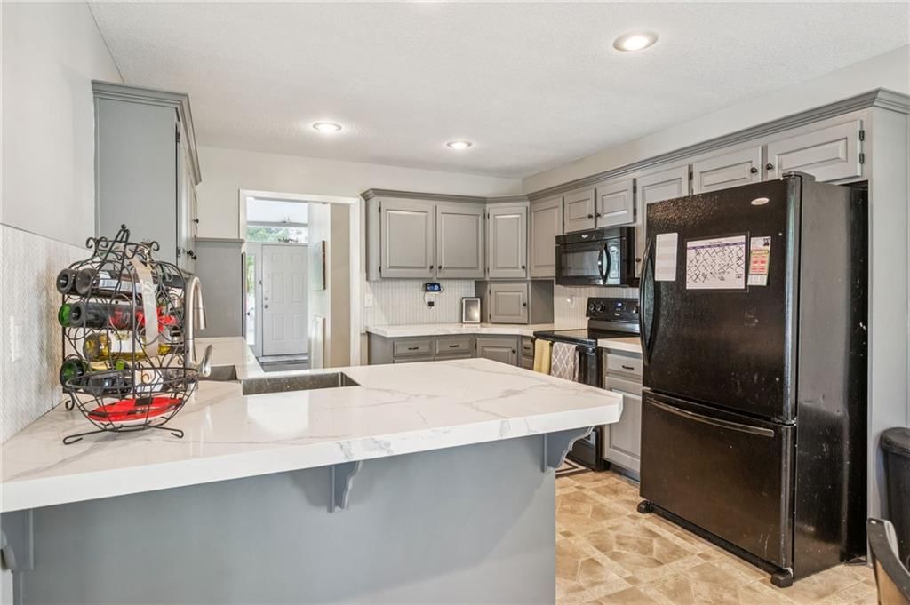1507 Amesbury Avenue — photo 14
