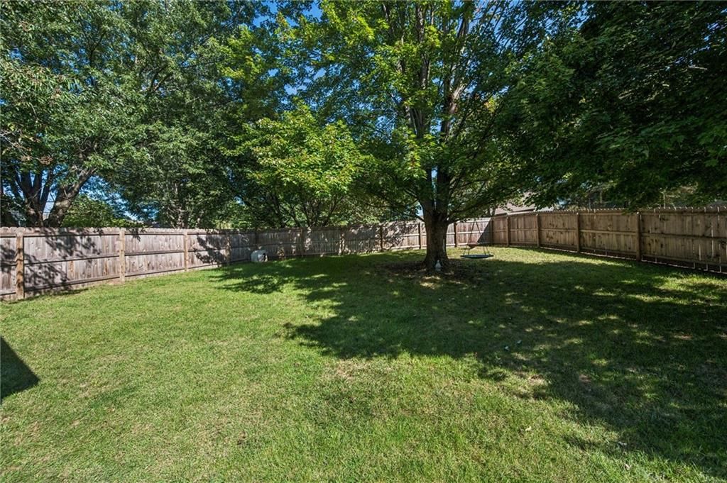 1507 Amesbury Avenue — photo 42
