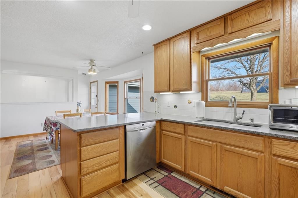 15806 NE 176th Street — photo 17