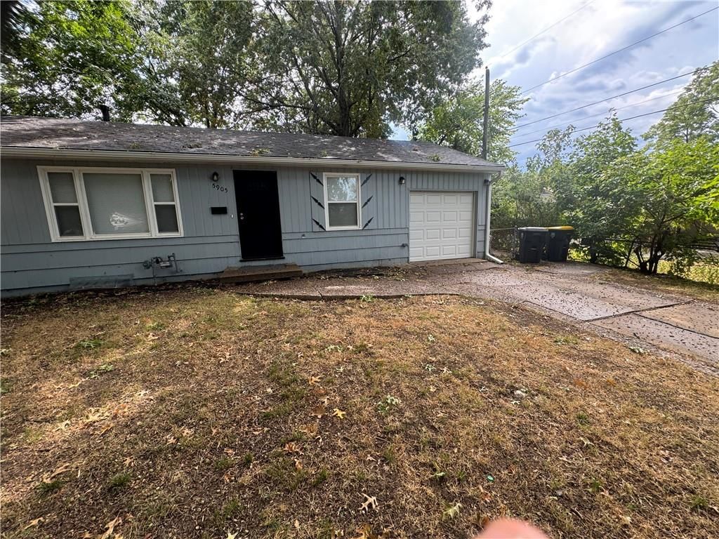 5905 E 99th Terrace, Kansas City, MO