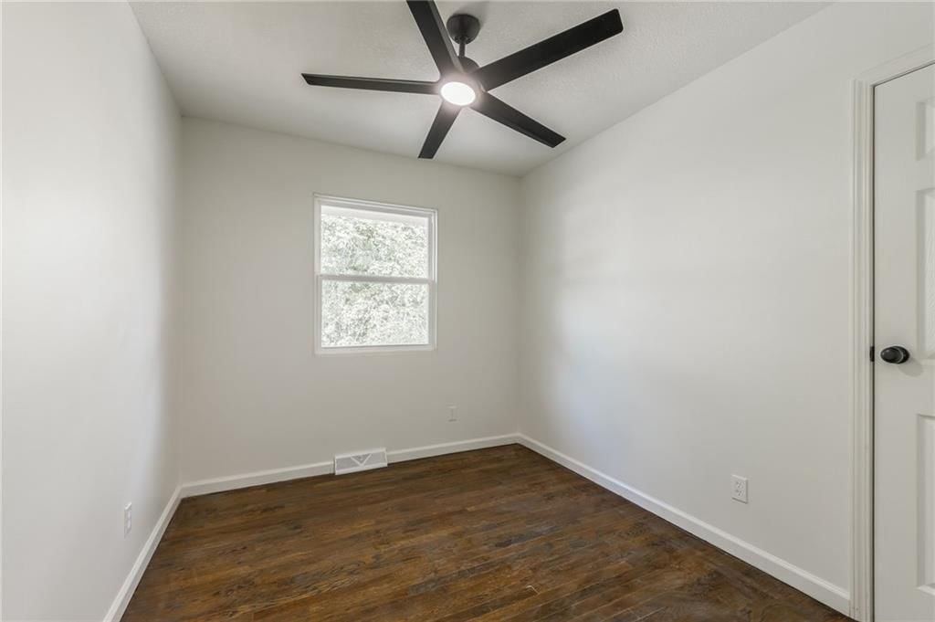 4835 N Manchester Avenue — photo 18