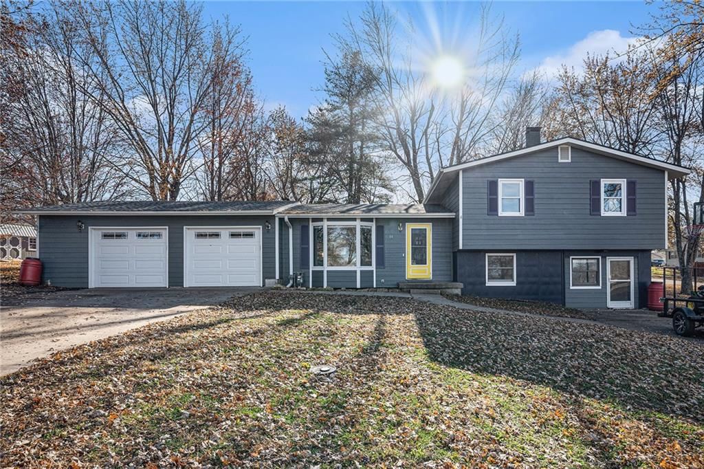 111 Pawnee Street, Hiawatha, KS