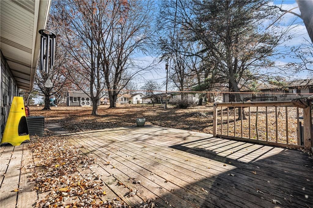 111 Pawnee Street — photo 26