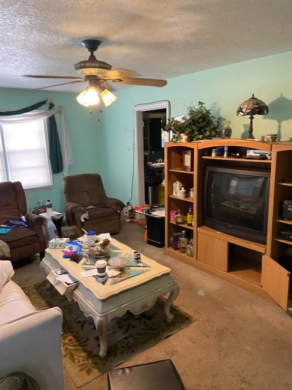 Photo 9 of 18 - 1421 N 27th Street