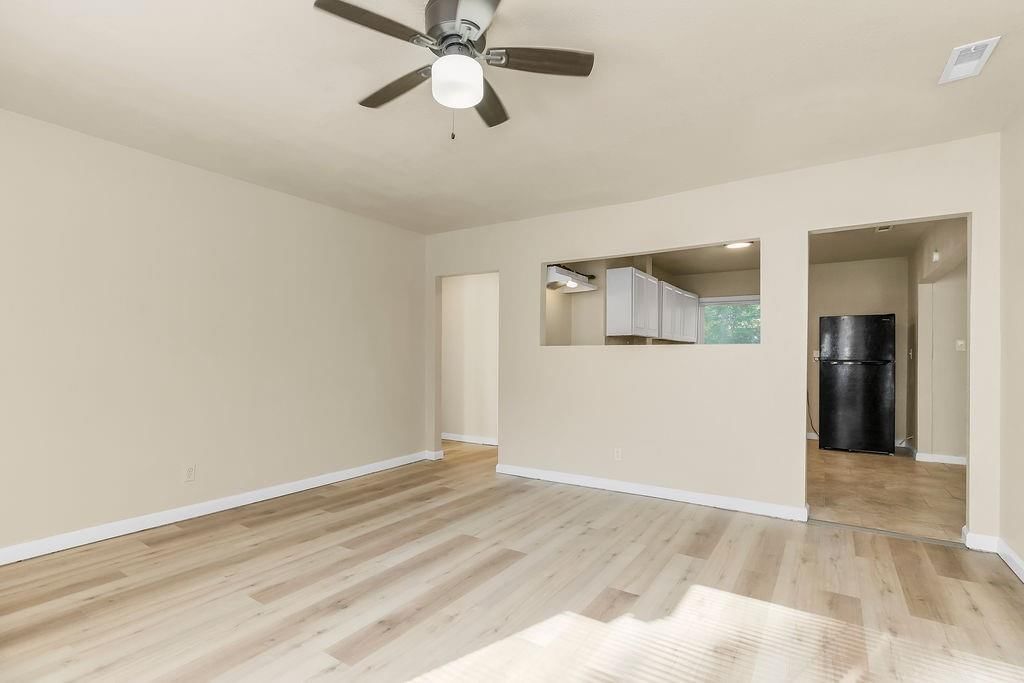 8012 Garfield Avenue — photo 5