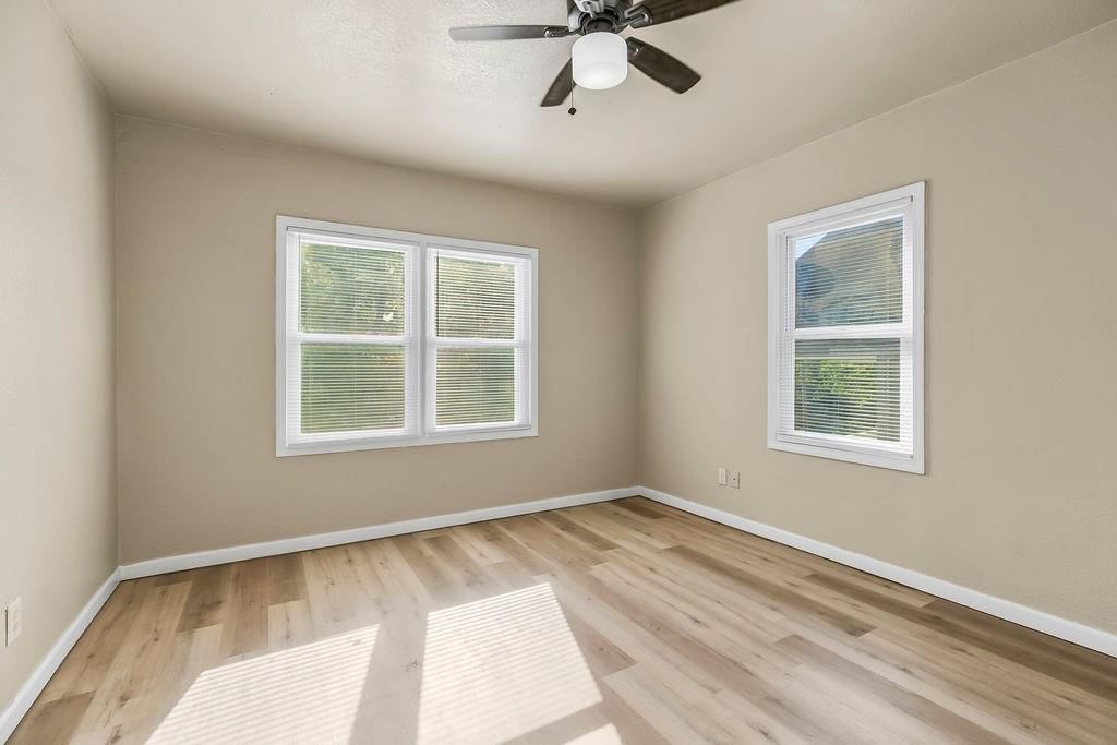 8012 Garfield Avenue — photo 19