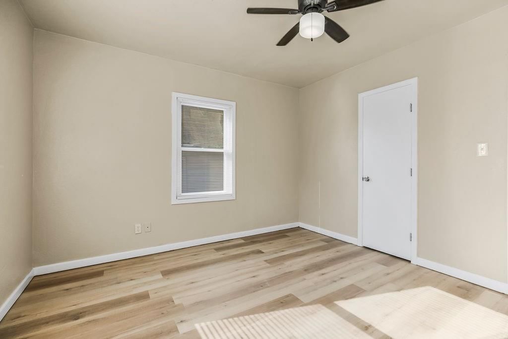 8012 Garfield Avenue — photo 21