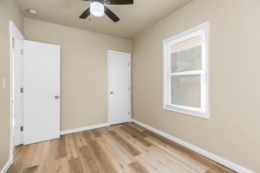 8012 Garfield Avenue — photo 24
