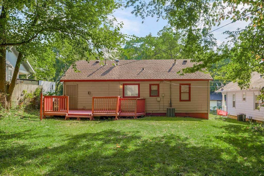 8012 Garfield Avenue — photo 28