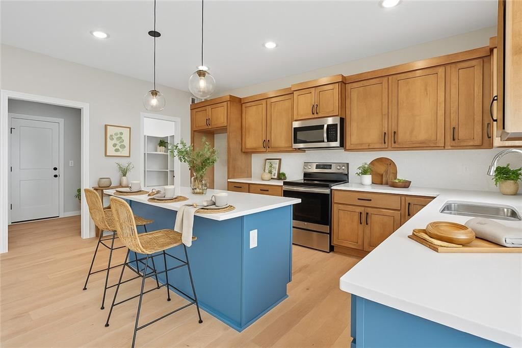 708 Glenn Circle — photo 3