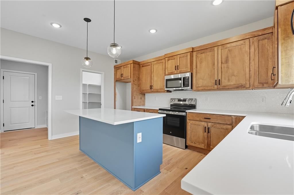 708 Glenn Circle — photo 20
