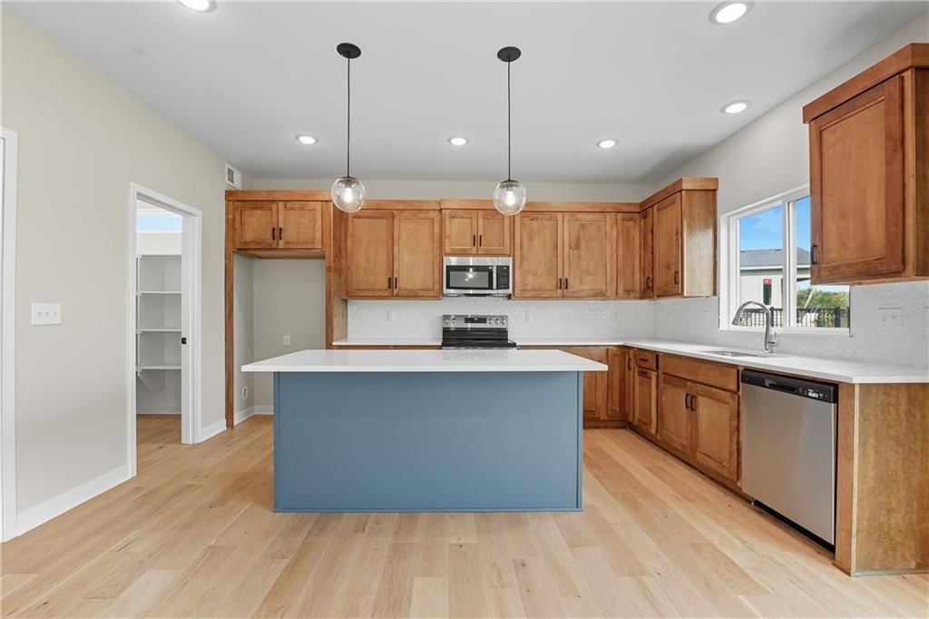 708 Glenn Circle — photo 22