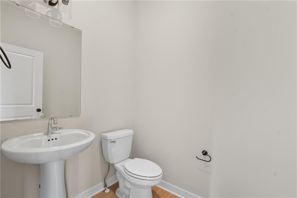 708 Glenn Circle — photo 24