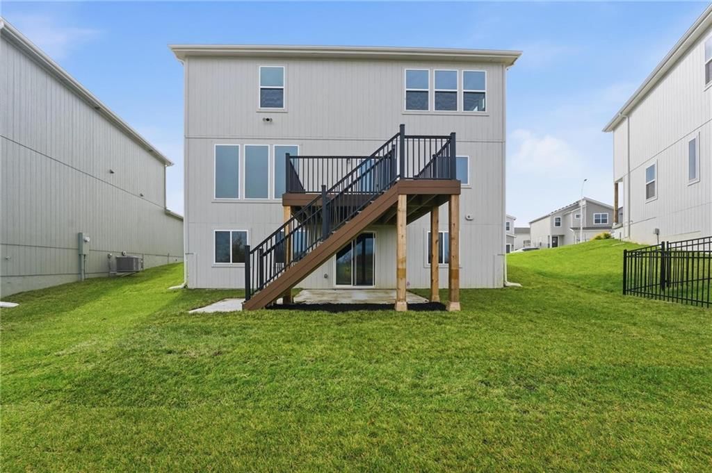 708 Glenn Circle — photo 41