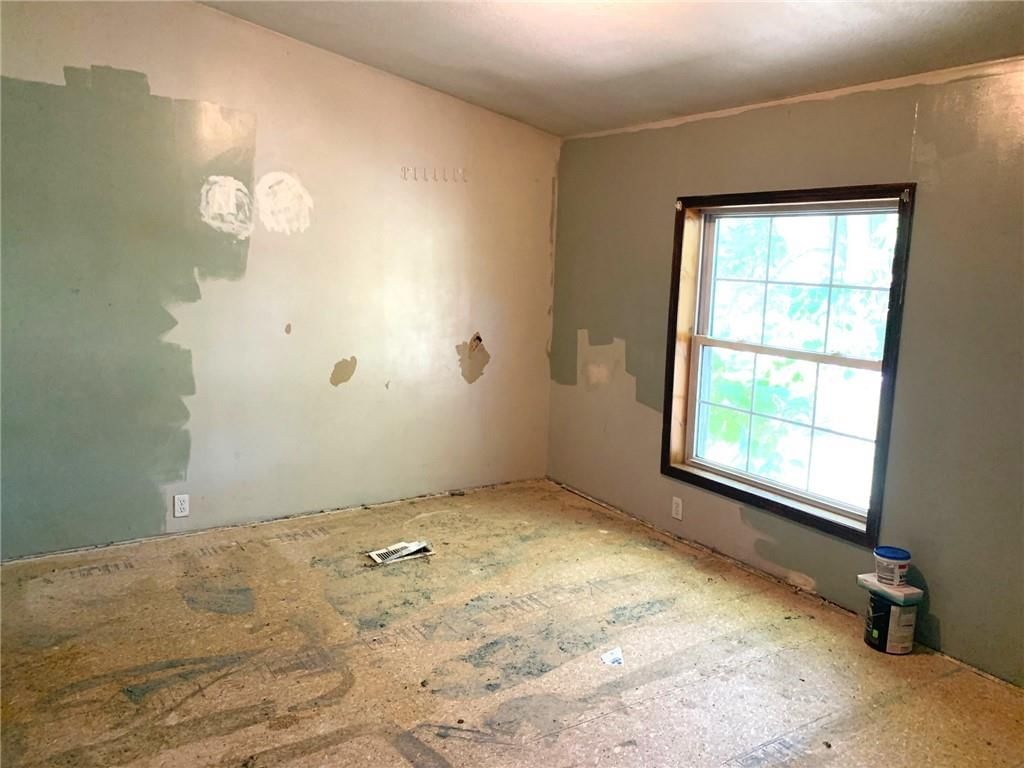 Photo 8 of 24 - 40991 E 188th Street