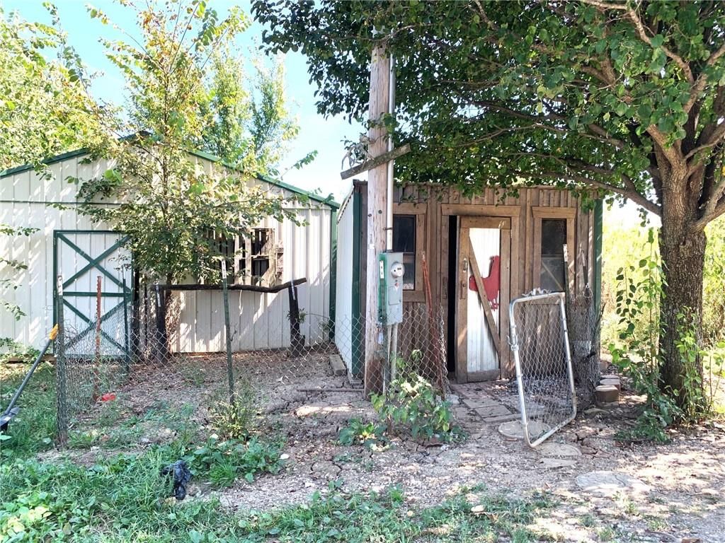 Photo 21 of 24 - 40991 E 188th Street