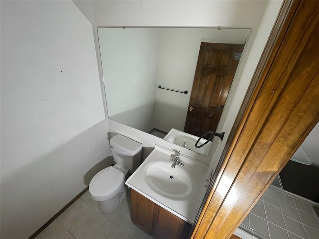 2074 Duclair Parkway — photo 6