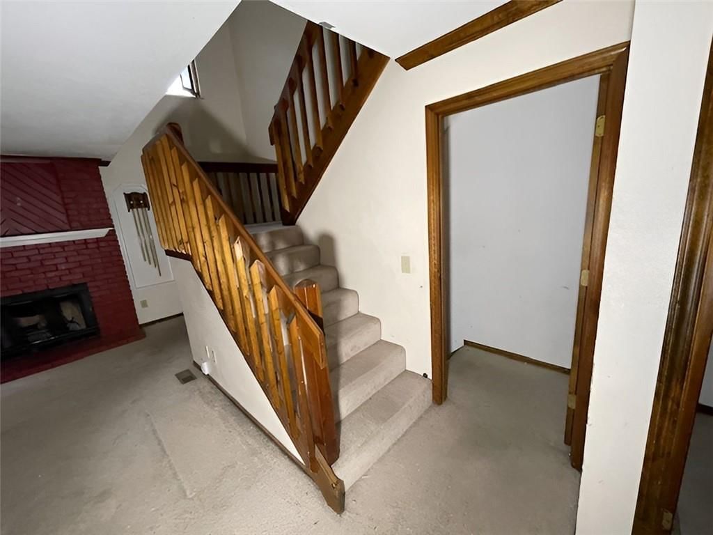 2074 Duclair Parkway — photo 12