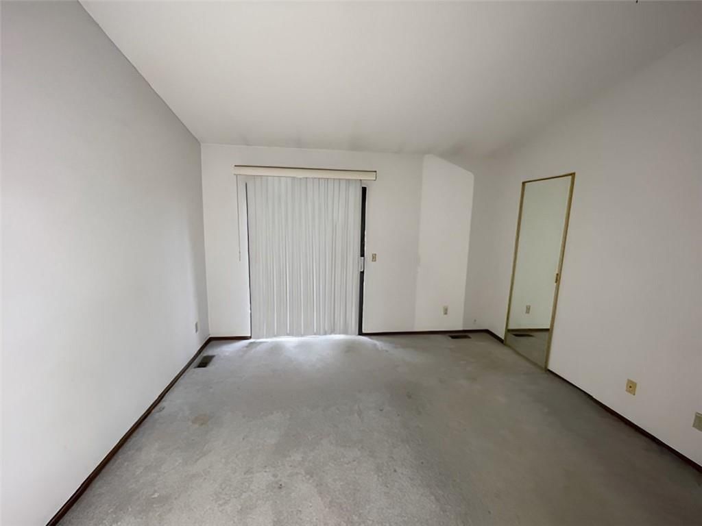 2074 Duclair Parkway — photo 15