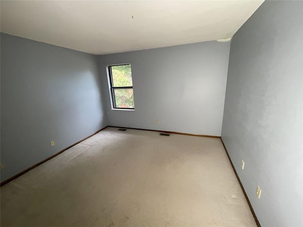 2074 Duclair Parkway — photo 20